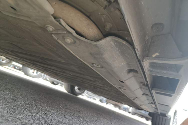 Used Leapmotor B01 2025 550 LiDAR Edition Left Side Sill