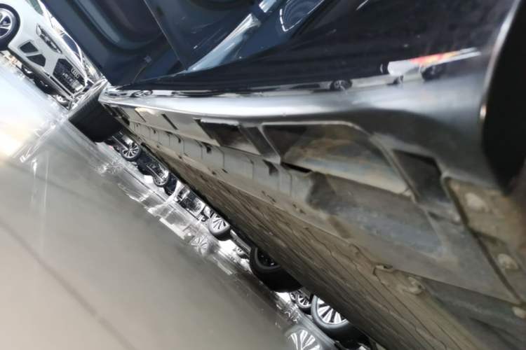 Used Leapmotor B01 2025 550 LiDAR Edition Left Side Sill