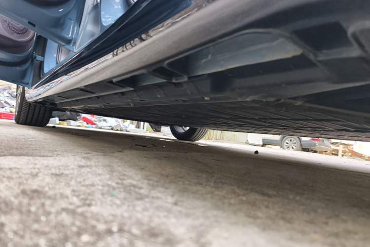 Used Leapmotor B01 2025 550 LiDAR Edition Left Side Sill