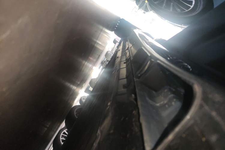 Used Leapmotor B01 2025 550 LiDAR Edition Left Side Sill