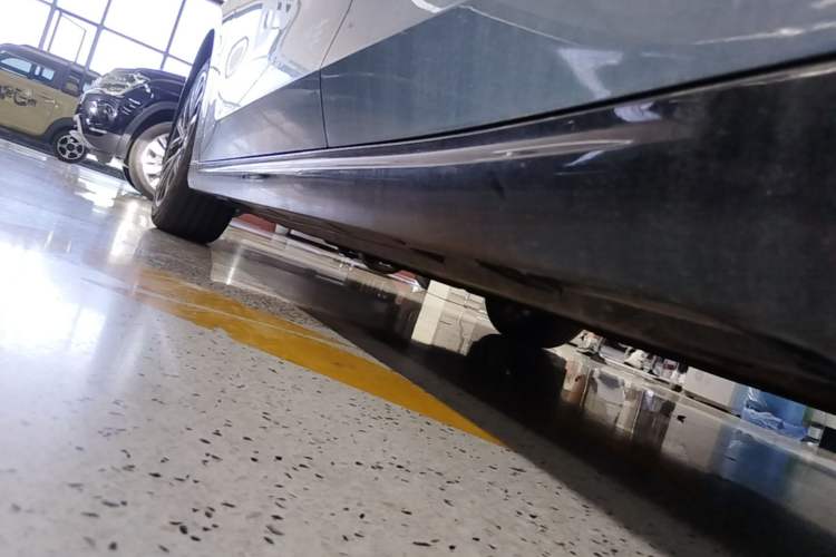 Used Leapmotor B01 2025 550 LiDAR Edition Left Side Sill