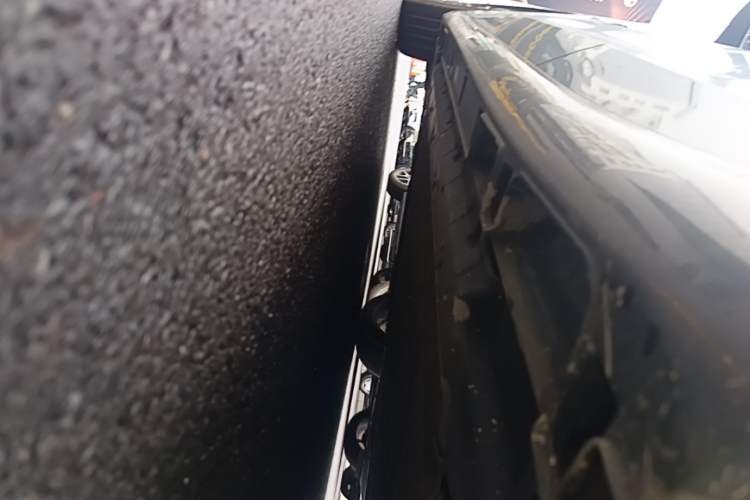 Used Leapmotor B01 2025 550 LiDAR Edition Left Side Sill