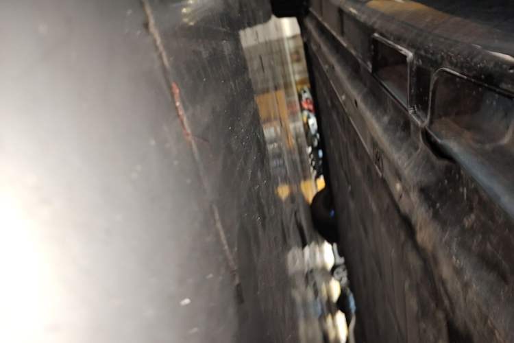 Used Leapmotor B01 2025 550 LiDAR Edition Left Side Sill