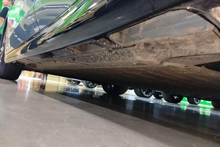 Used Leapmotor B01 2025 550 LiDAR Edition Left Side Sill
