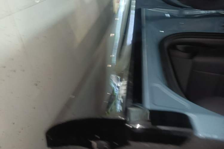 Used Leapmotor B01 2025 550 LiDAR Edition Left Side Sill