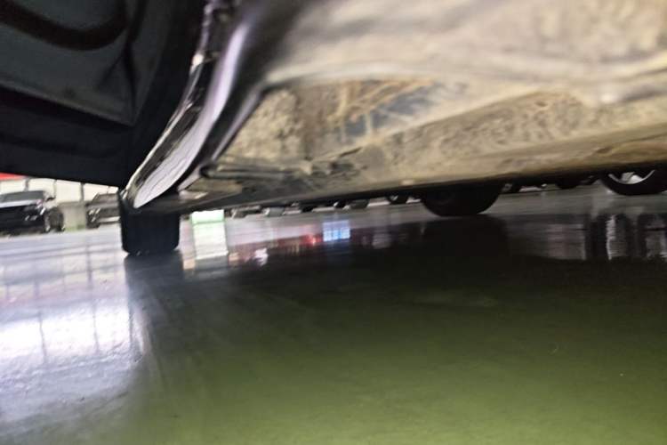 Used Leapmotor B01 2025 550 LiDAR Edition Left Side Sill