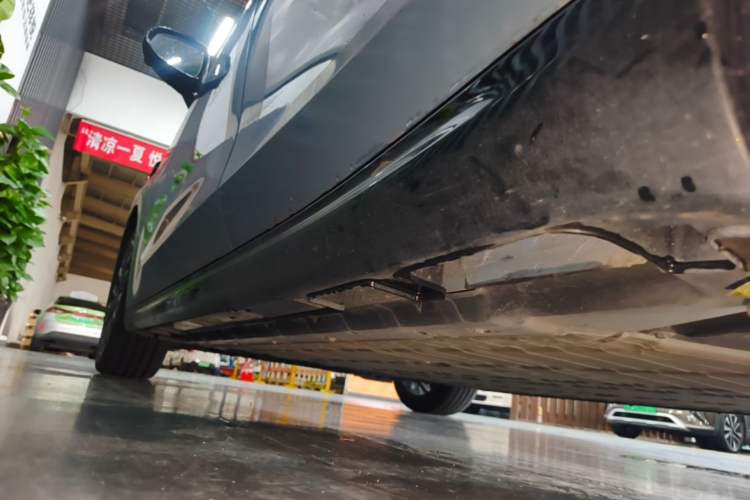 Used Leapmotor B01 2025 550 LiDAR Edition Left Side Sill