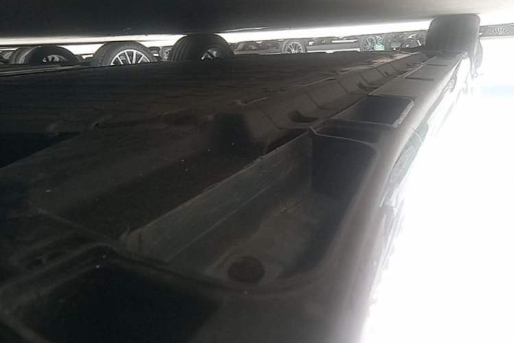 Used Leapmotor B01 2025 550 LiDAR Edition Left Side Sill