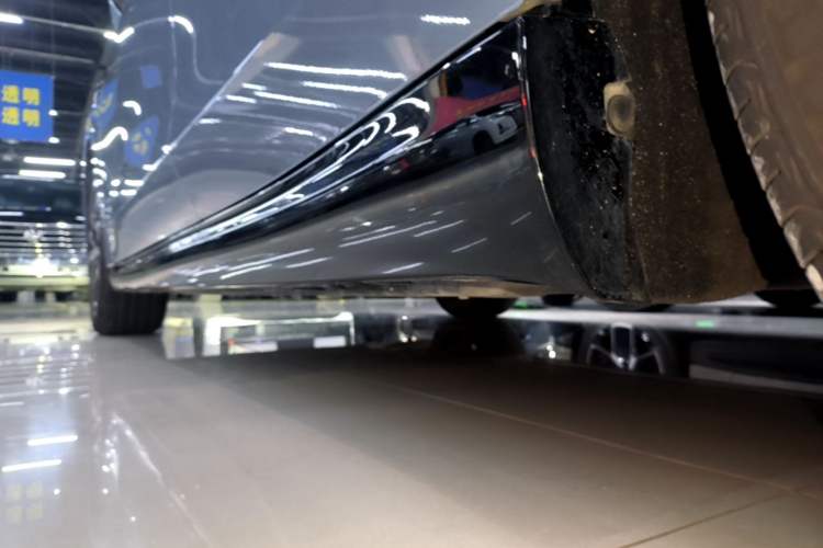 Used Leapmotor B01 2025 550 LiDAR Edition Left Side Sill