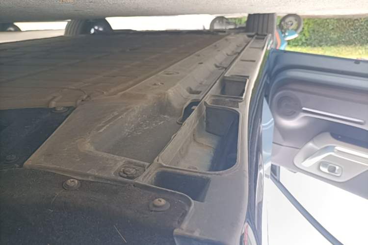 Used Leapmotor B01 2025 550 LiDAR Edition Left Side Sill