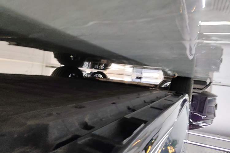 Used Leapmotor B01 2025 550 LiDAR Edition Left Side Sill