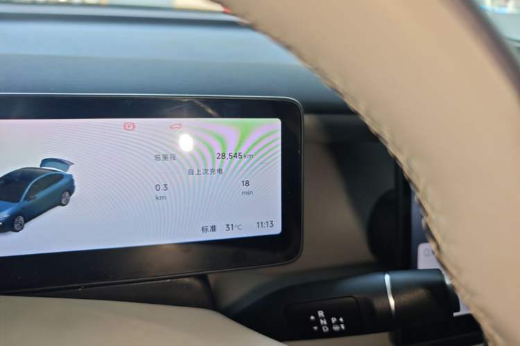 Used Leapmotor B01 2025 550 LiDAR Edition Odometer Close Up