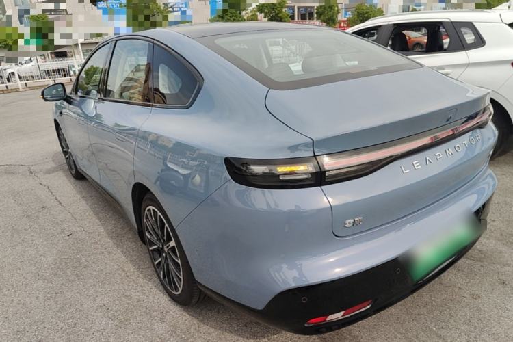 Used Leapmotor B01 2025 550 LiDAR Edition Rear Left 45 Deg