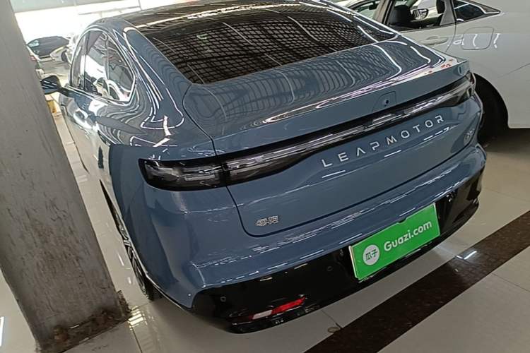 Used Leapmotor B01 2025 550 LiDAR Edition Rear Left 45 Deg