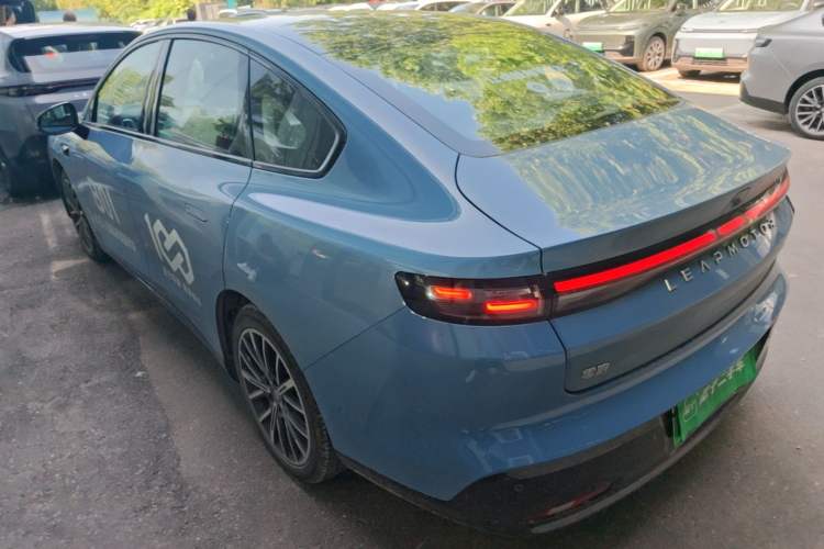 Used Leapmotor B01 2025 550 LiDAR Edition Rear Left 45 Deg