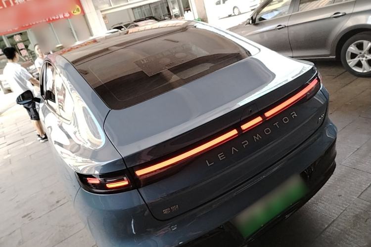 Used Leapmotor B01 2025 550 LiDAR Edition Rear Left 45 Deg