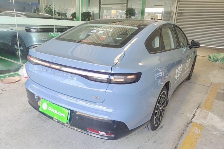 Used Leapmotor B01 2025 550 LiDAR Edition Rear Right 45 Deg