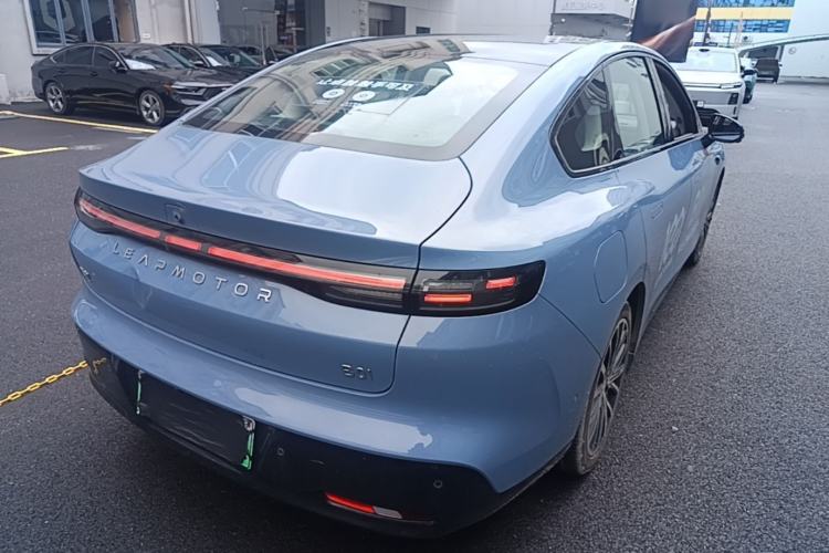 Used Leapmotor B01 2025 550 LiDAR Edition Rear Right 45 Deg