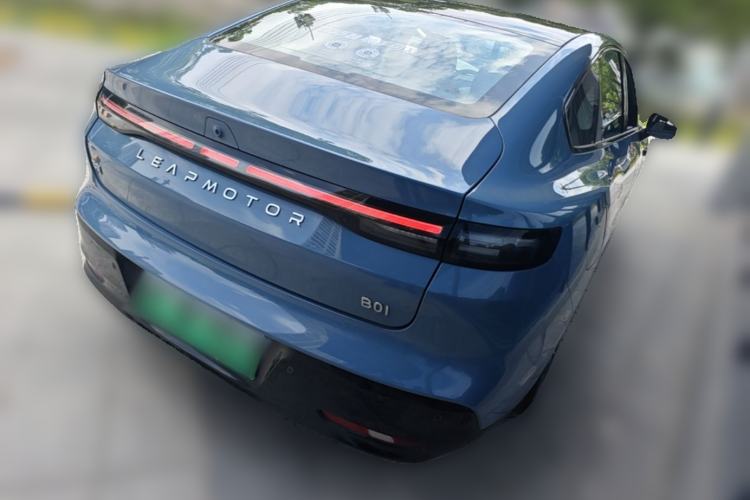 Used Leapmotor B01 2025 550 LiDAR Edition Rear Right 45 Deg