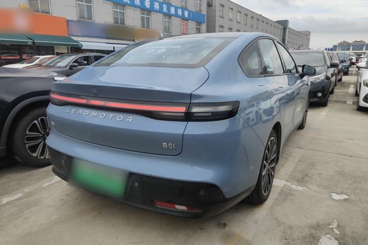 Used Leapmotor B01 2025 550 LiDAR Edition Rear Right 45 Deg