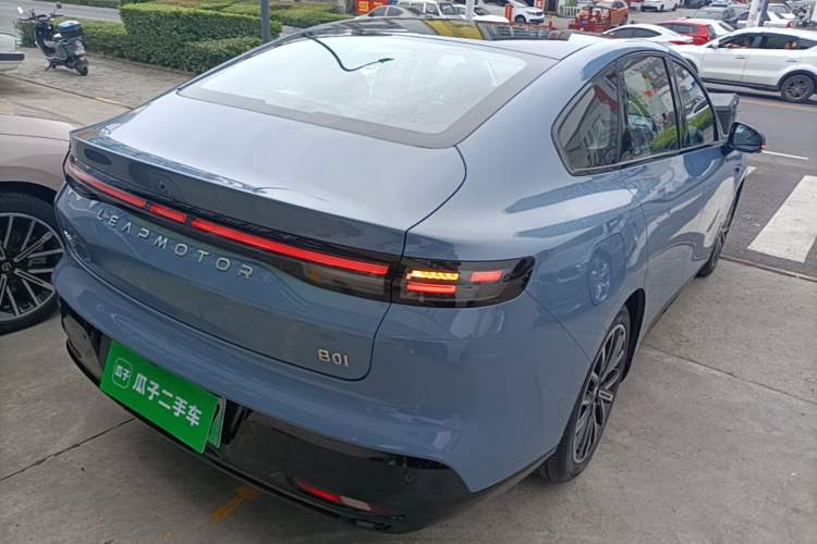 Used Leapmotor B01 2025 550 LiDAR Edition Rear Right 45 Deg