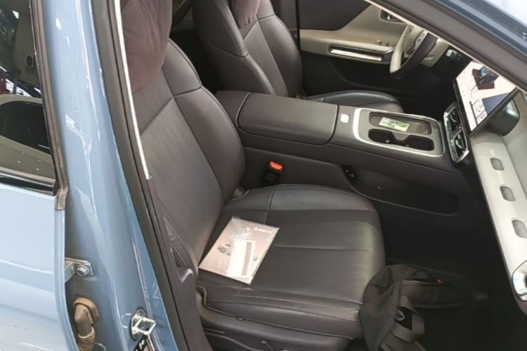 Used Leapmotor B01 2025 550 LiDAR Edition Right Front Seat