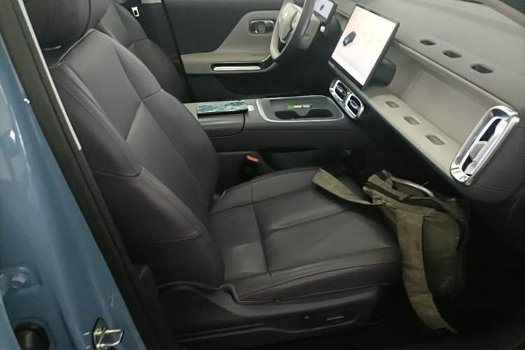 Used Leapmotor B01 2025 550 LiDAR Edition Right Front Seat