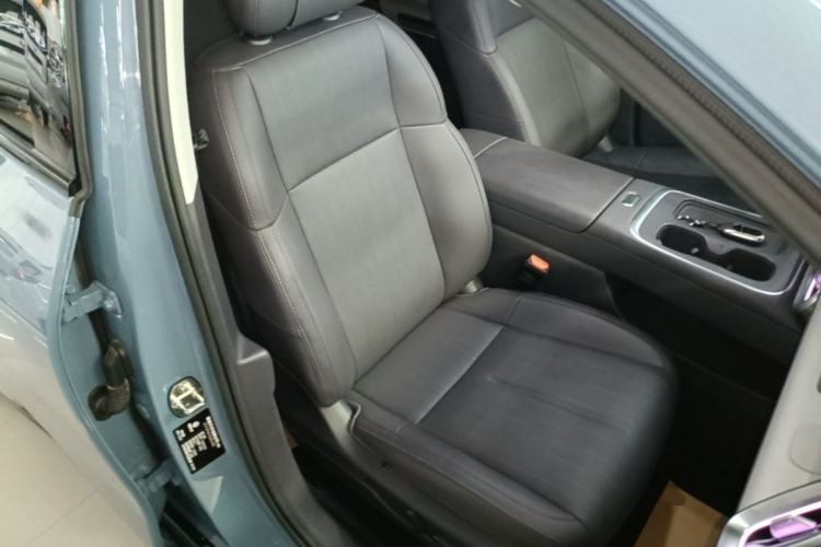 Used Leapmotor B01 2025 550 LiDAR Edition Right Front Seat