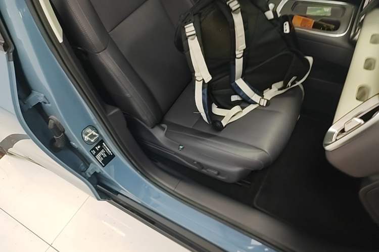 Used Leapmotor B01 2025 550 LiDAR Edition Right Front Seat
