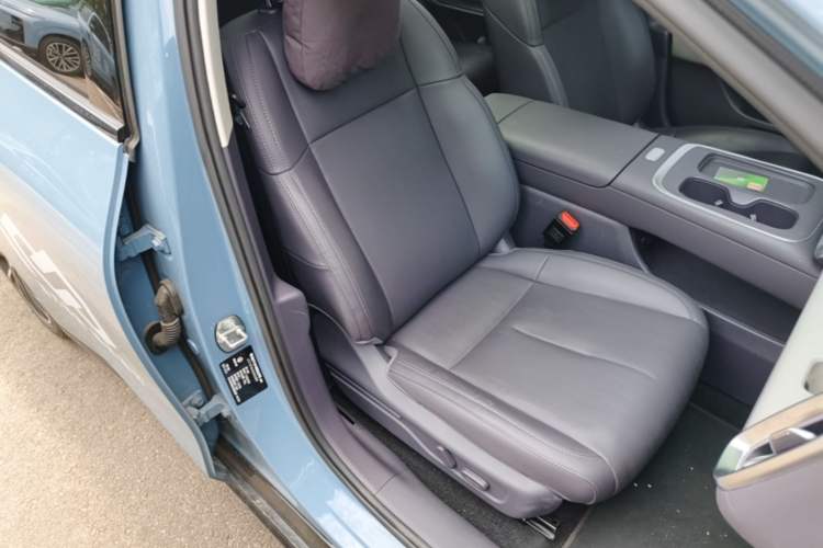 Used Leapmotor B01 2025 550 LiDAR Edition Right Front Seat