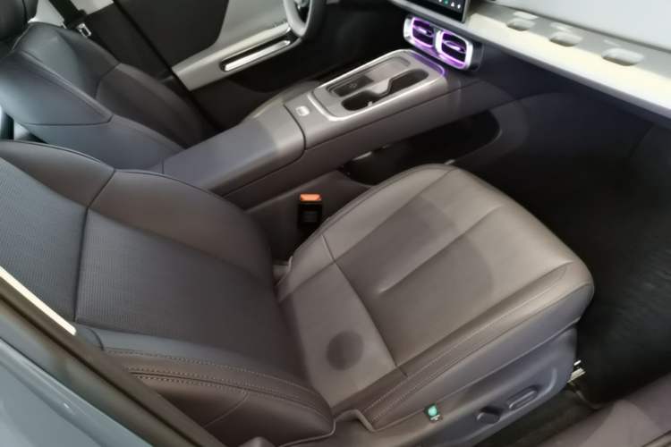 Used Leapmotor B01 2025 550 LiDAR Edition Right Front Seat