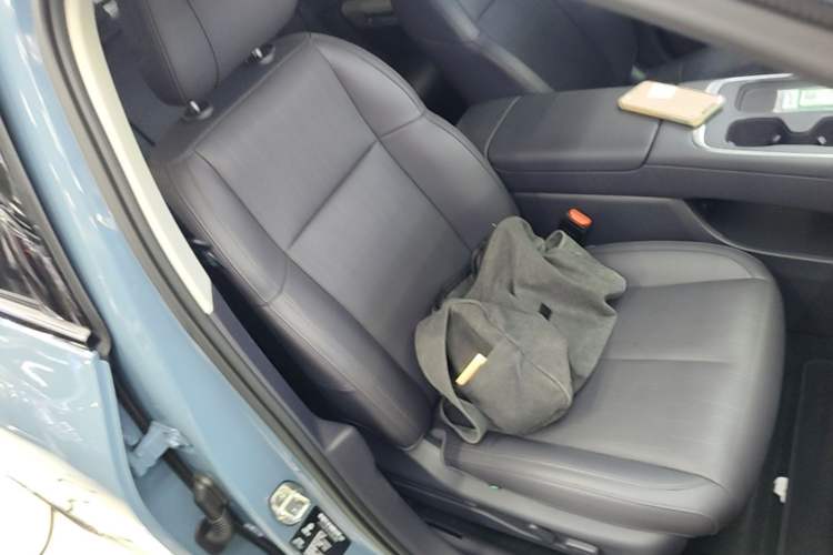 Used Leapmotor B01 2025 550 LiDAR Edition Right Front Seat