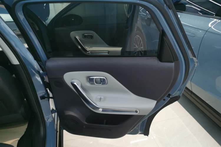 Used Leapmotor B01 2025 550 LiDAR Edition Right Rear Door Interior