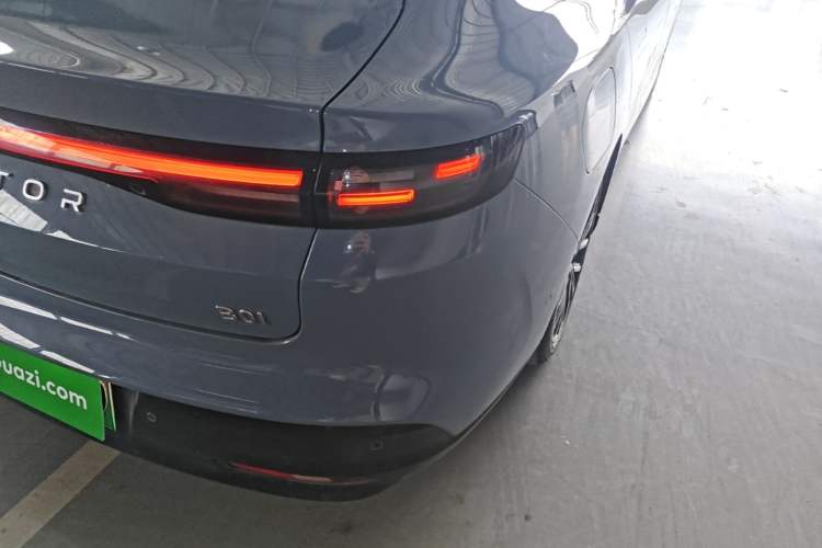 Used Leapmotor B01 2025 550 LiDAR Edition Right Rear Taillight