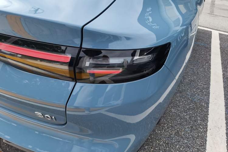 Used Leapmotor B01 2025 550 LiDAR Edition Right Rear Taillight
