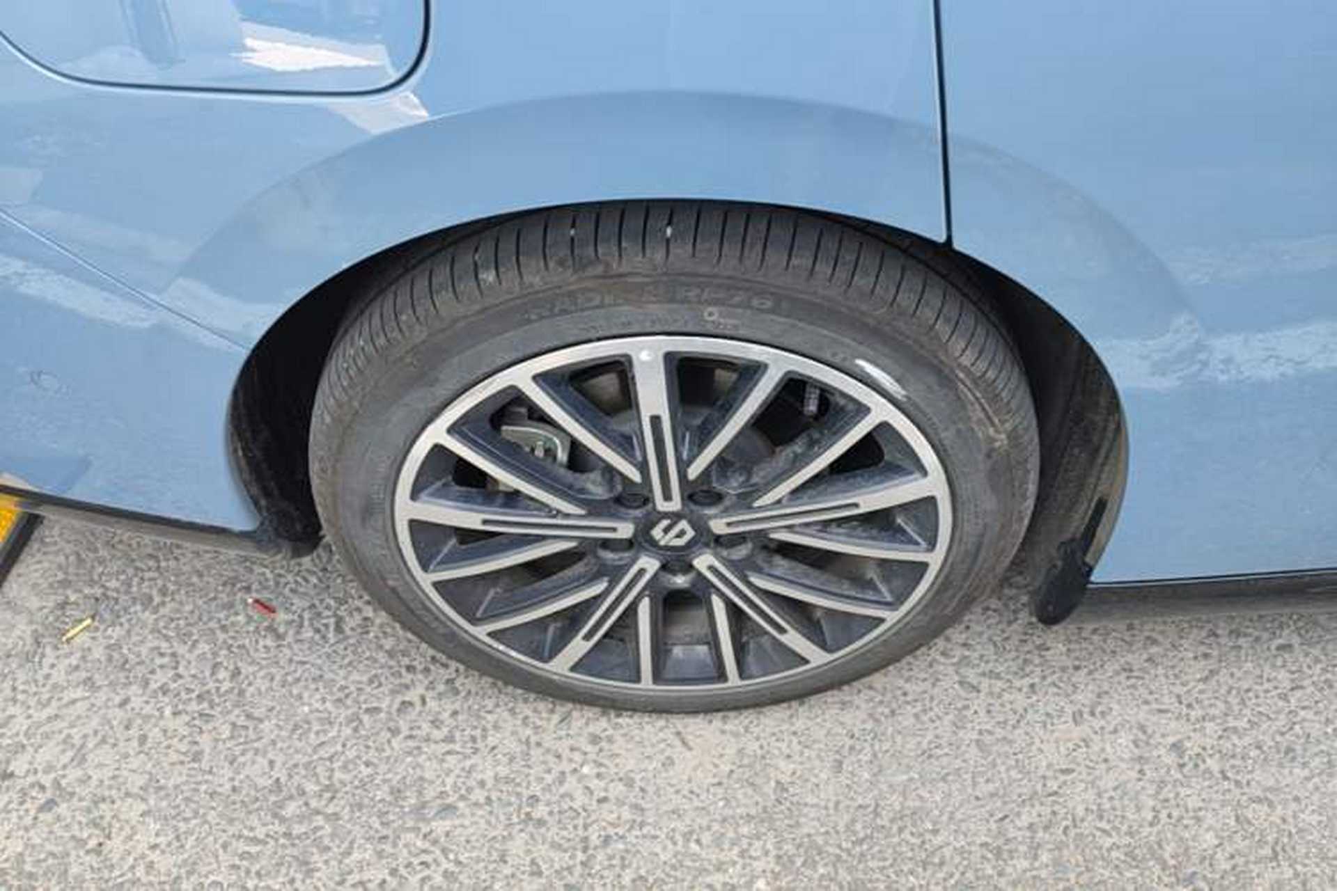 Used Leapmotor B01 2025 550 LiDAR Edition Right Rear Wheel Hub