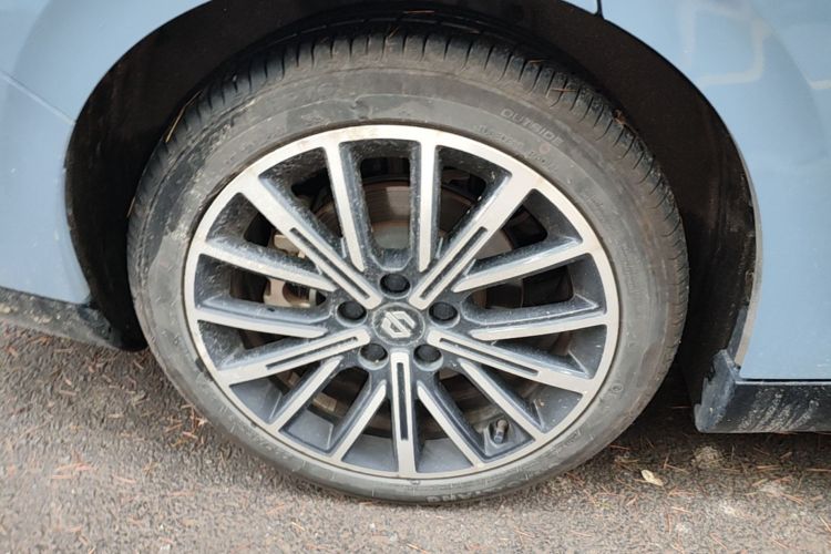 Used Leapmotor B01 2025 550 LiDAR Edition Right Rear Wheel Hub