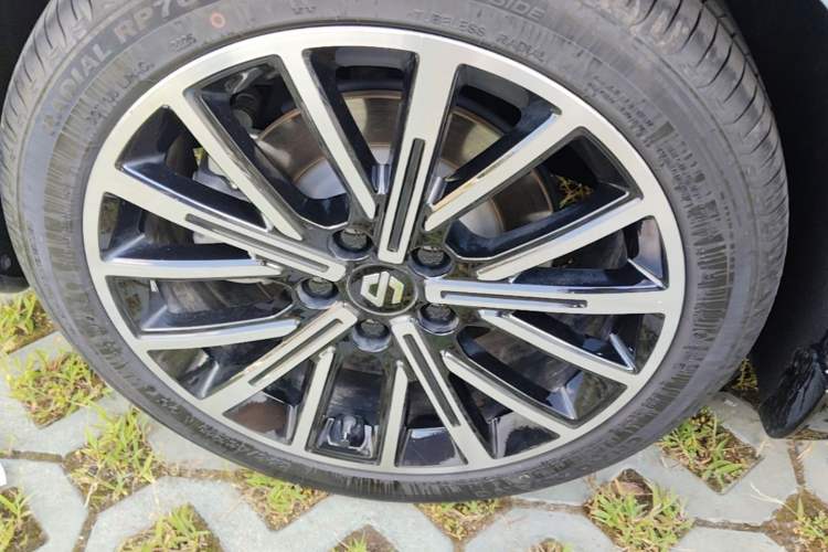 Used Leapmotor B01 2025 550 LiDAR Edition Right Rear Wheel Hub
