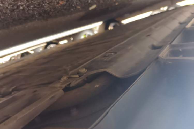 Used Leapmotor B01 2025 550 LiDAR Edition Right Side Sill