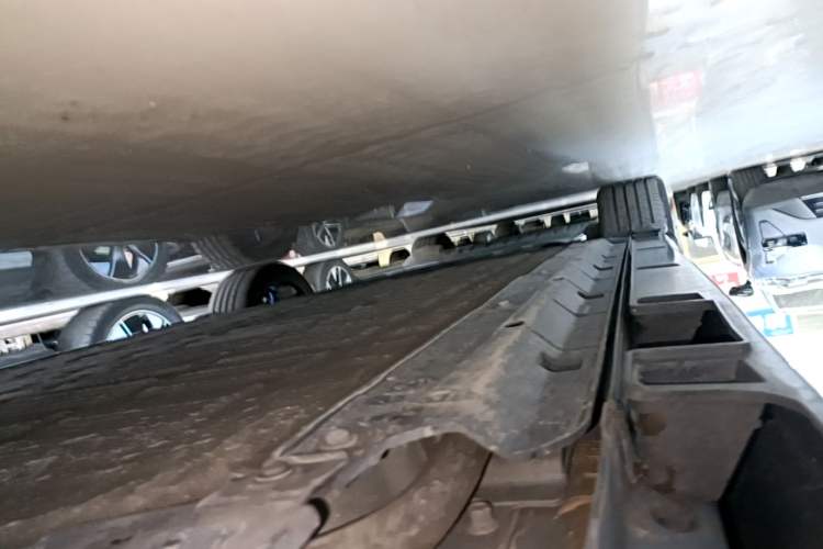 Used Leapmotor B01 2025 550 LiDAR Edition Right Side Sill