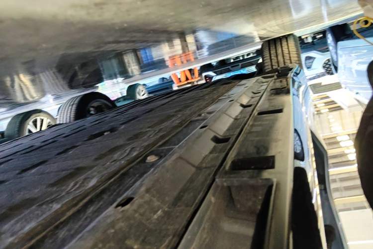 Used Leapmotor B01 2025 550 LiDAR Edition Right Side Sill