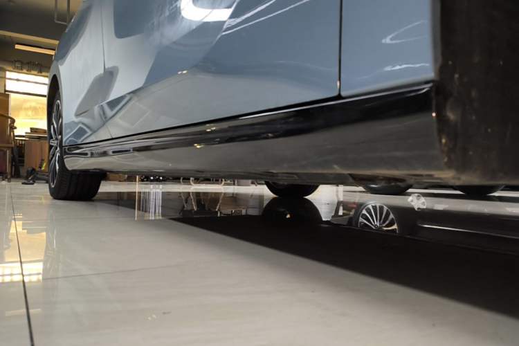 Used Leapmotor B01 2025 550 LiDAR Edition Right Side Sill