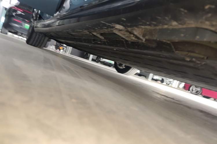 Used Leapmotor B01 2025 550 LiDAR Edition Right Side Sill