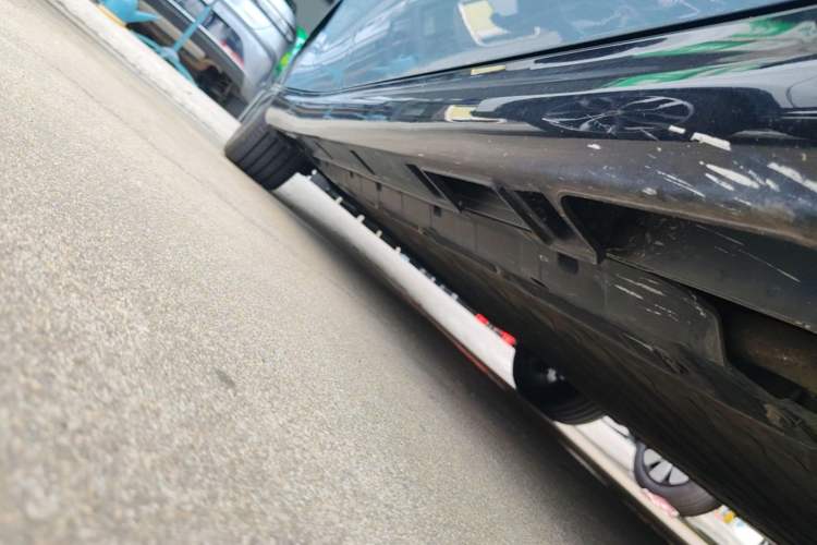 Used Leapmotor B01 2025 550 LiDAR Edition Right Side Sill