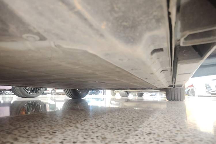 Used Leapmotor B01 2025 550 LiDAR Edition Right Side Sill