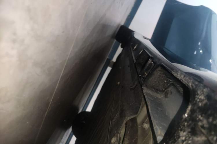 Used Leapmotor B01 2025 550 LiDAR Edition Right Side Sill