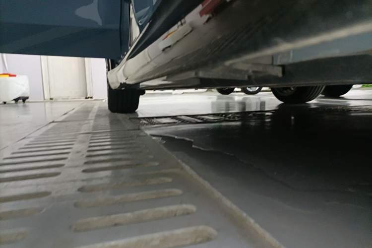 Used Leapmotor B01 2025 550 LiDAR Edition Right Side Sill