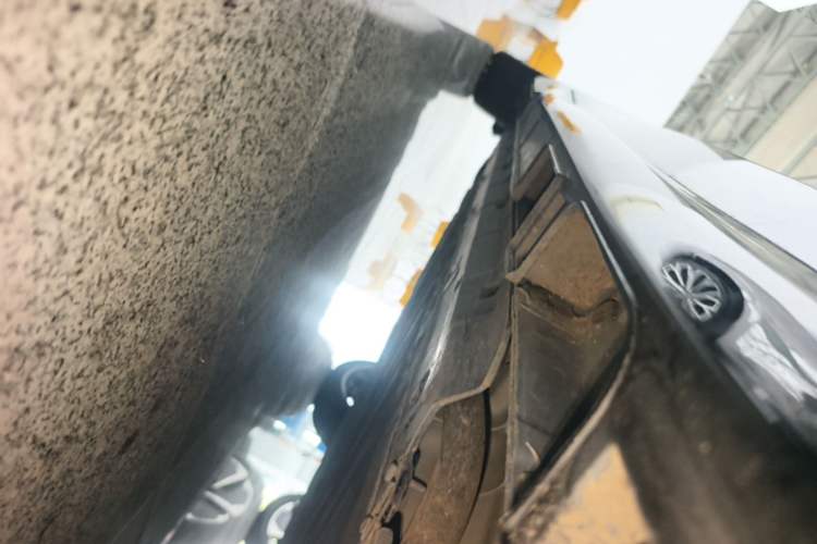 Used Leapmotor B01 2025 550 LiDAR Edition Right Side Sill