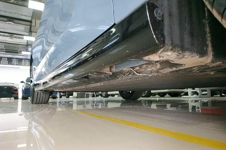 Used Leapmotor B01 2025 550 LiDAR Edition Right Side Sill
