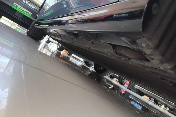 Used Leapmotor B01 2025 550 LiDAR Edition Right Side Sill